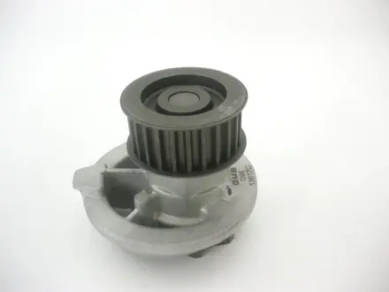 Water pump. Насос системы охлаждения GMB GWDW96A