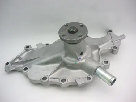 Water pump. Насос системы охлаждения GMB GWF82A