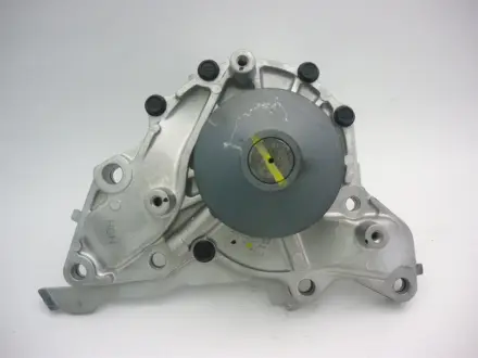 Water pump. Насос системы охлаждения GMB GWHY44AH