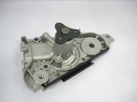 Water pump. Насос системы охлаждения GMB GWK17A