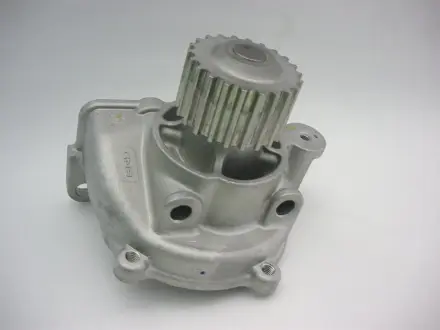 Water pump. Насос системы охлаждения GMB GWK52A