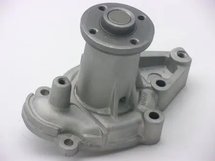 Помпа водяная GMB GWM43A