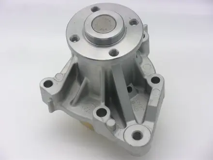 Помпа водяная GMB GWM66A