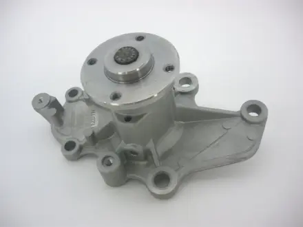 Water pump. Насос системы охлаждения GMB GWMZ74A