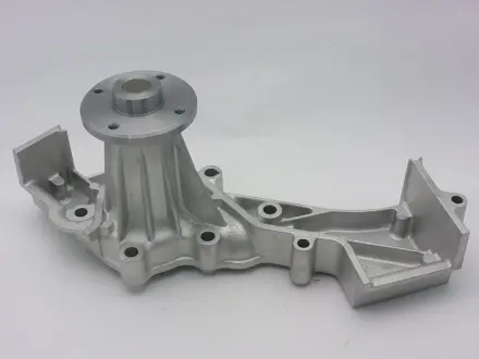 Насос водяной NISSAN (пр-во) GMB GWN61A