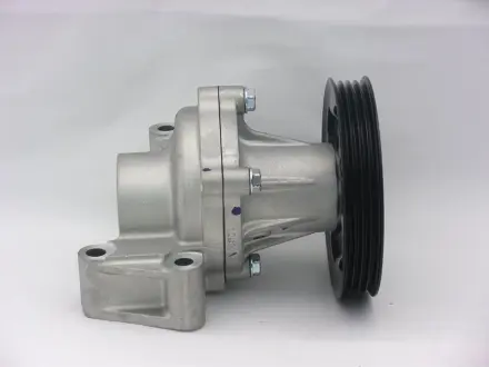 Water pump. Насос системы охлаждения GMB GWT117AH