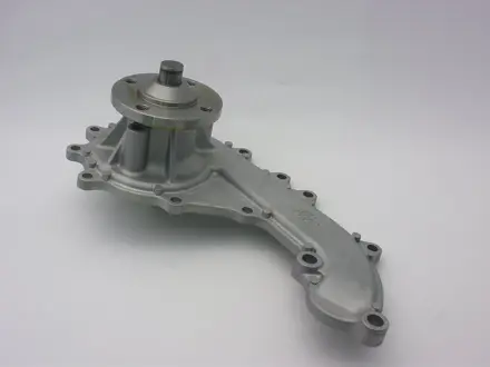 Water pump. Насос системы охлаждения GMB GWT138A