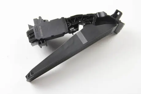 Педаль газу A3/OCTAVIA/SUPERB/PASSAT 1.2-5.2 98-17 HELLA PAGID 6PV010946021