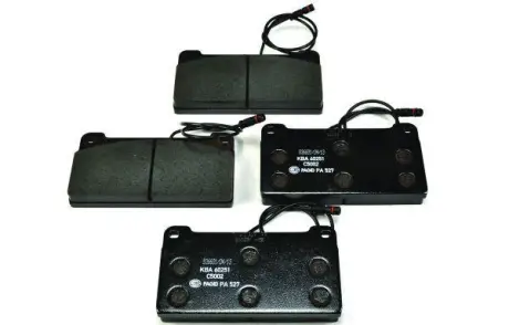 Комплект тормозных колодок, дисковый тормоз HELLA PAGID 8DB355005451