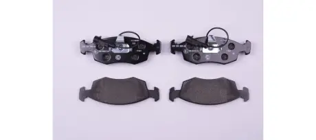 Комплект тормозных колодок, дисковый тормоз HELLA PAGID 8DB355008521