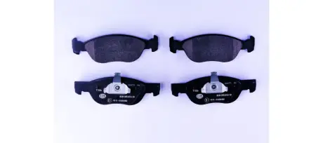 Комплект тормозных колодок, дисковый тормоз HELLA PAGID 8DB355010181
