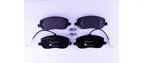 Комплект тормозных колодок, дисковый тормоз HELLA PAGID 8DB355010501