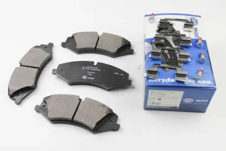 Гальмівні колодки дискові перед. Land Rover /Range Rover III/ Range Rover Sport 4.4Td-5.0V8 04.09- HELLA PAGID 8DB355015081