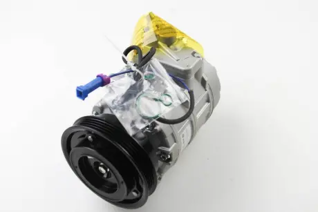 Компрессор кондиционера HELLA PAGID 8FK 351 126-981
