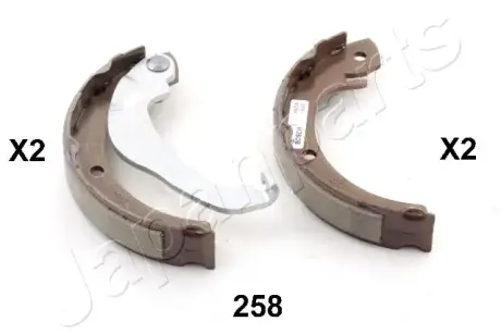 TOYOTA щоки гальм. задні Corolla Verso 04- JAPANPARTS GF258AF