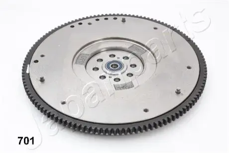 Маховик JAPANPARTS VL701
