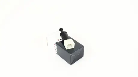 Brake light switch. Выключатель стоп сиганала KW 510149