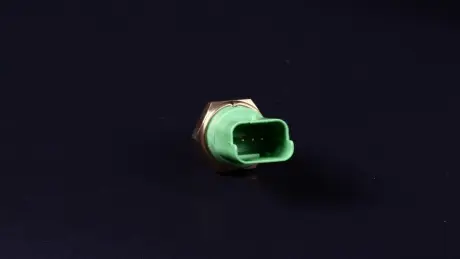 Reverse light switch. Выключатель фонаря заднего хода KW 560245