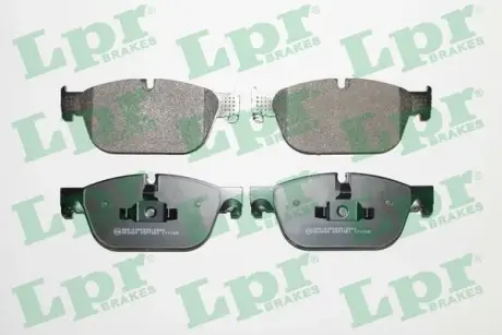 Комплект тормозных колодок, дисковый тормоз LPR 05P1561