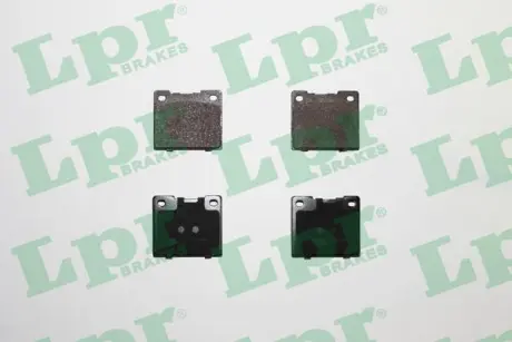 Комплект тормозных колодок, дисковый тормоз LPR 05P438