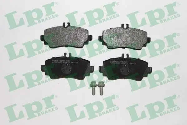 Комплект тормозных колодок, дисковый тормоз LPR 05P670 (фото 1)