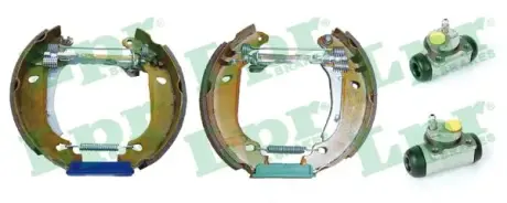 Комплект тормозных колодок LPR OEK219
