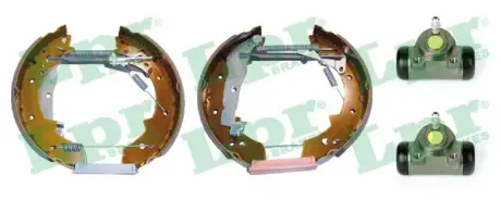 Комплект тормозных колодок LPR OEK222