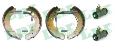 Комплект тормозных колодок LPR OEK331