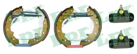 Комплект тормозных колодок LPR OEK334
