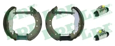 Комплект тормозных колодок LPR OEK337
