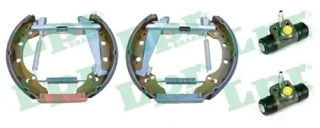 Комплект тормозных колодок LPR OEK341