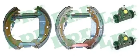 Комплект тормозных колодок LPR OEK356