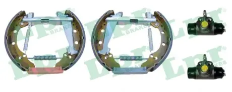 Комплект тормозных колодок LPR OEK405