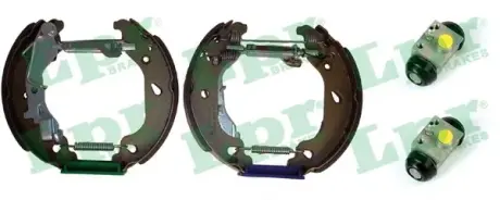 Комплект тормозных колодок LPR OEK521