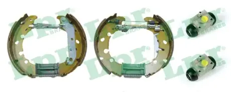 Комплект тормозных колодок LPR OEK541