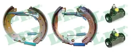 Комплект тормозных колодок LPR OEK554