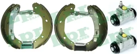 Комплект тормозных колодок LPR OEK571