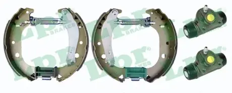 Комплект тормозных колодок LPR OEK573