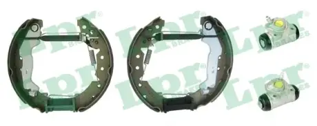 Комплект тормозных колодок LPR OEK603
