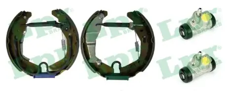 Комплект тормозных колодок LPR OEK631