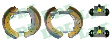 Комплект тормозных колодок LPR OEK684