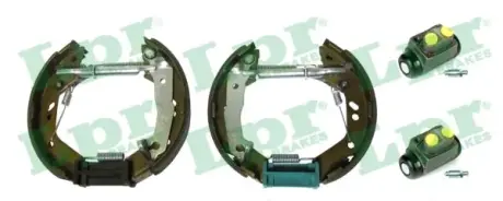 Комплект тормозных колодок LPR OEK701