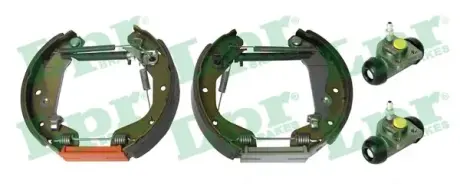 Комплект тормозных колодок LPR OEK819
