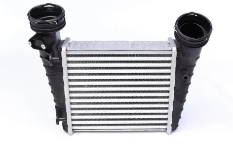 Радіатор інтеркулера MAHLE CI 346 000S