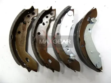 Комплект тормозных колодок MAXGEAR 190266
