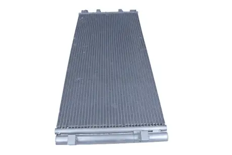 Радіатор кондиціонера MAXGEAR AC848577