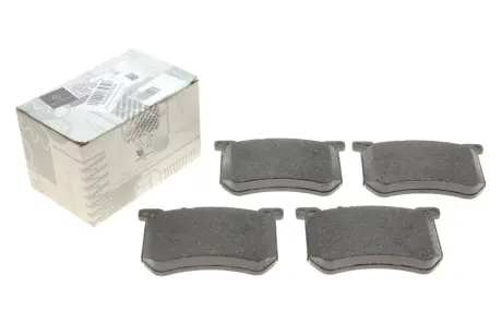 Колодки гальмівні (передні) MB S-class (W222/V222/X222)/SL-class (R231) 12- MERCEDES-BENZ 0004202705