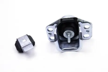 Подушка двигуна Kangoo/Clio 1.9D/1.2-1.6i Пр. METALCAUCHO 04028