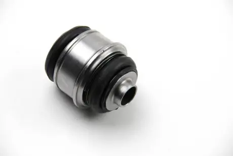 Сайлентблок задньої балки BMW 5 (E39/60)/7 (E38/65)/X5 (E53) METALCAUCHO 05832