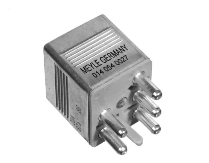 Реле (12V, 20/30A) MERCEDES /8 (W114), /8 (W115), 123 (C123), 123 (W123), 123 T-MODEL (S123), 124 (A124), 124 (C124), 124 (W124), 124 T-MODEL (S124), 190 (W201), C (W202) 01.68-12.13 MEYLE 0140540027